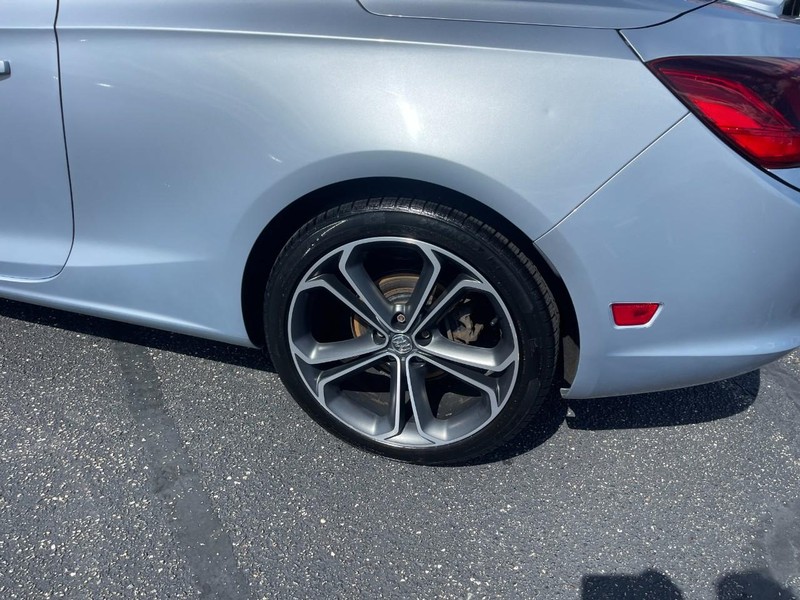 Buick Cascada Vehicle Image 07