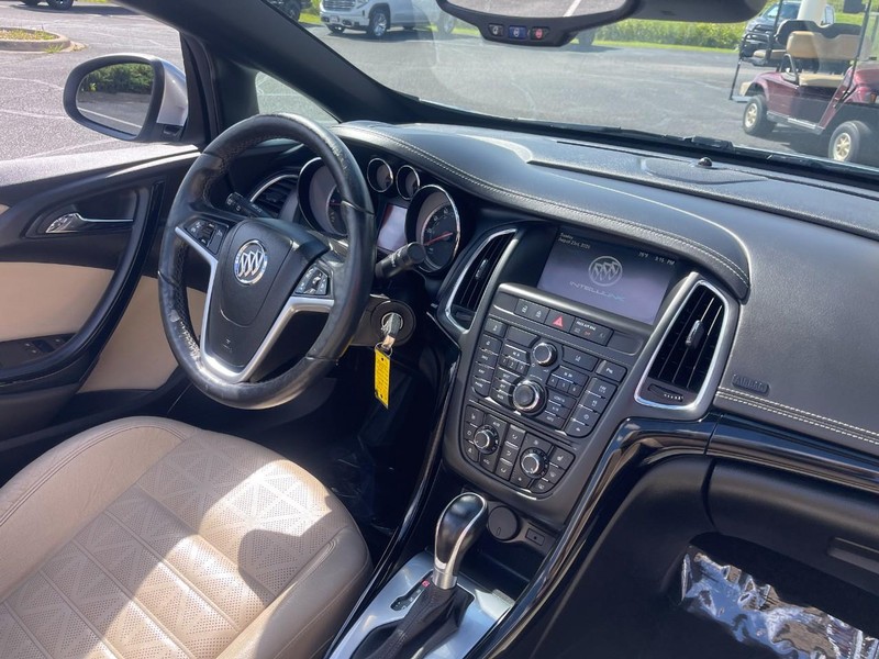 Buick Cascada Vehicle Image 11