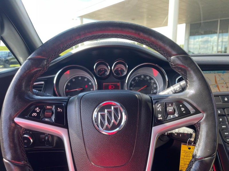 Buick Cascada Vehicle Image 28