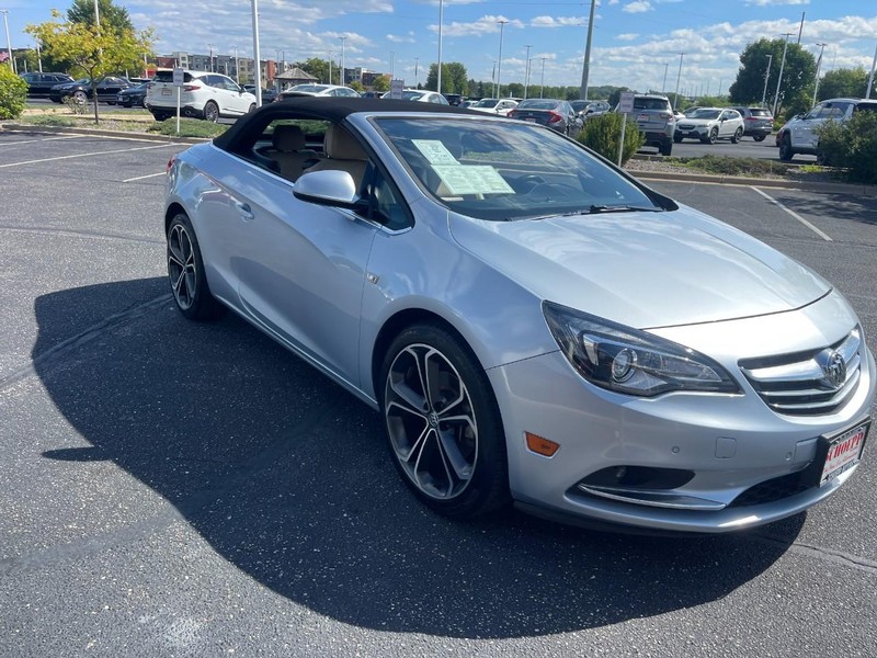 Buick Cascada Vehicle Image 31