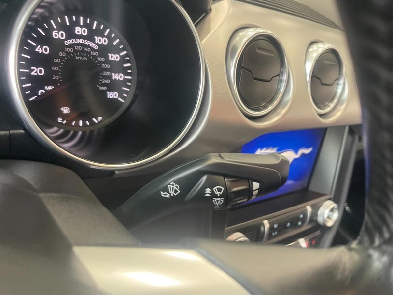 Ford Mustang Vehicle Image 25
