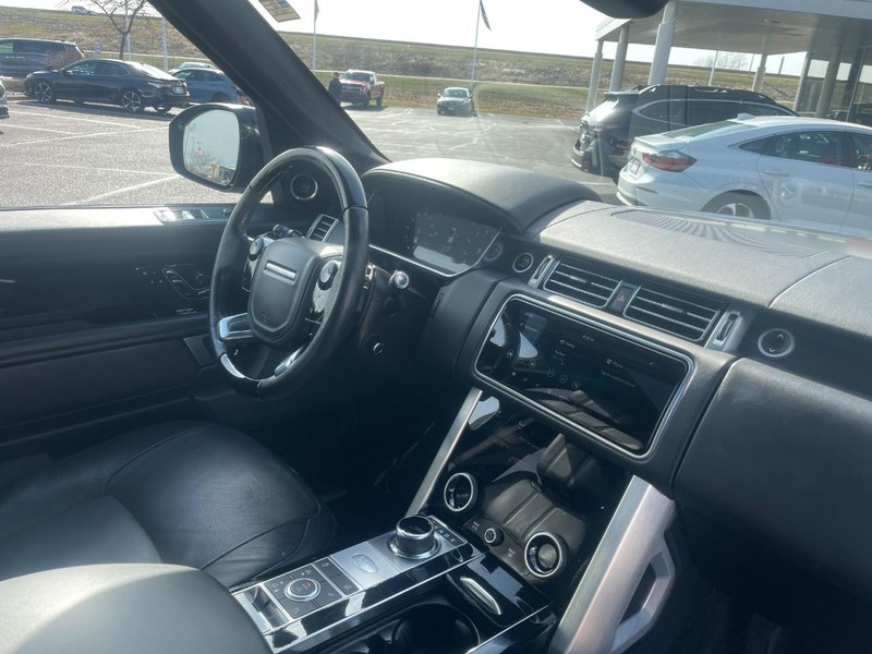 Land Rover Range Rover Vehicle Image 10