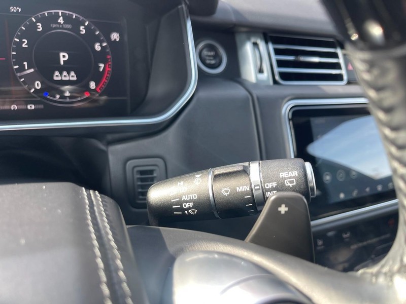 Land Rover Range Rover Vehicle Image 34