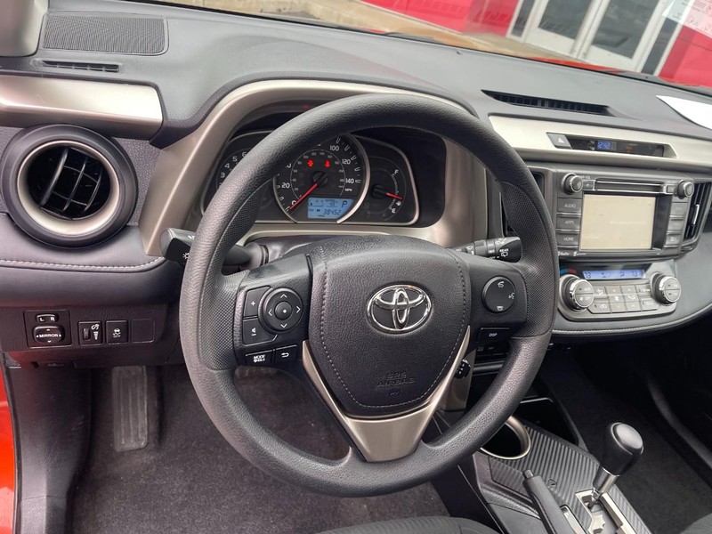 Toyota RAV4 Vehicle Image 20