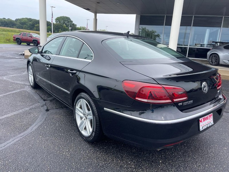 Volkswagen CC Vehicle Image 04