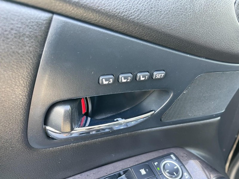 Lexus RX 350 Vehicle Image 22