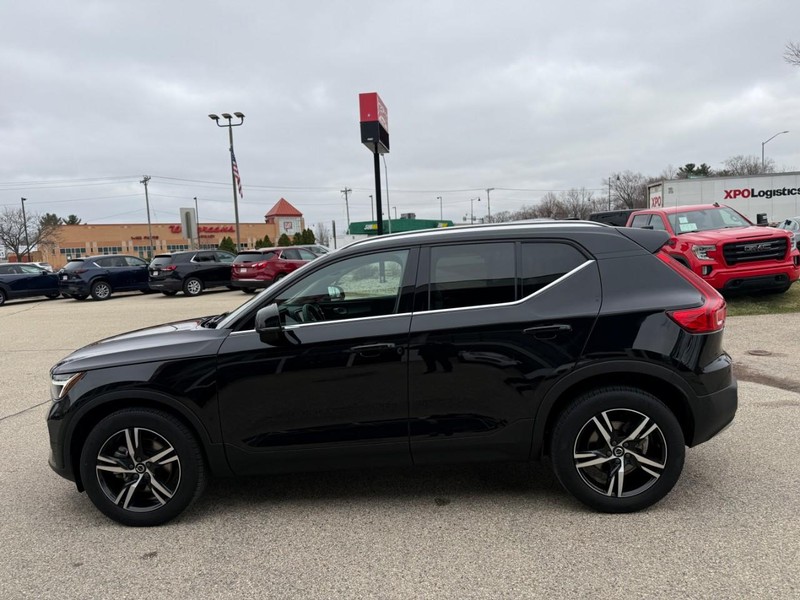 Volvo XC40 Vehicle Image 08