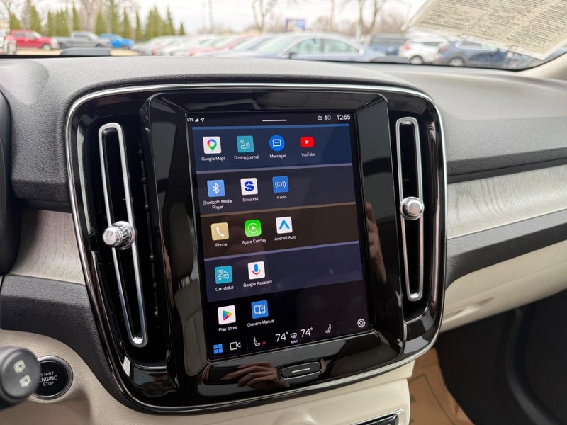 Volvo XC40 Vehicle Image 29