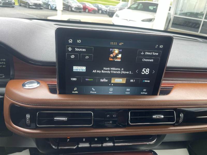 Lincoln Aviator Vehicle Image 34