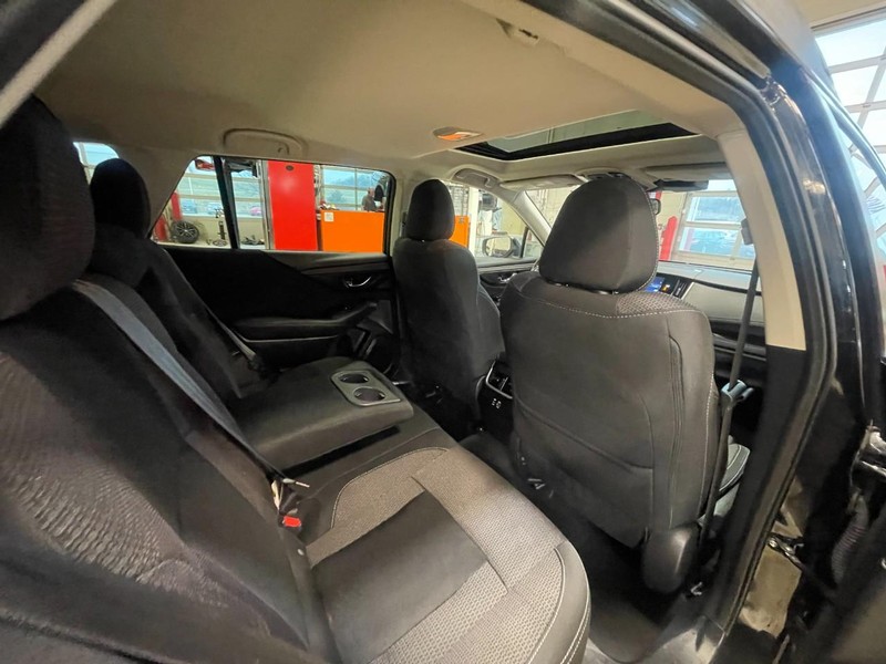 Subaru Outback Vehicle Image 11