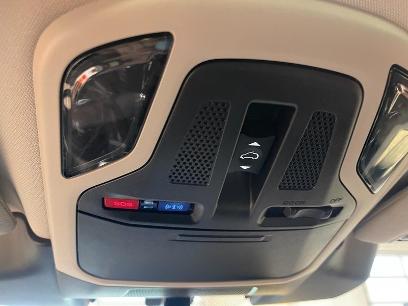 Subaru Outback Vehicle Image 31