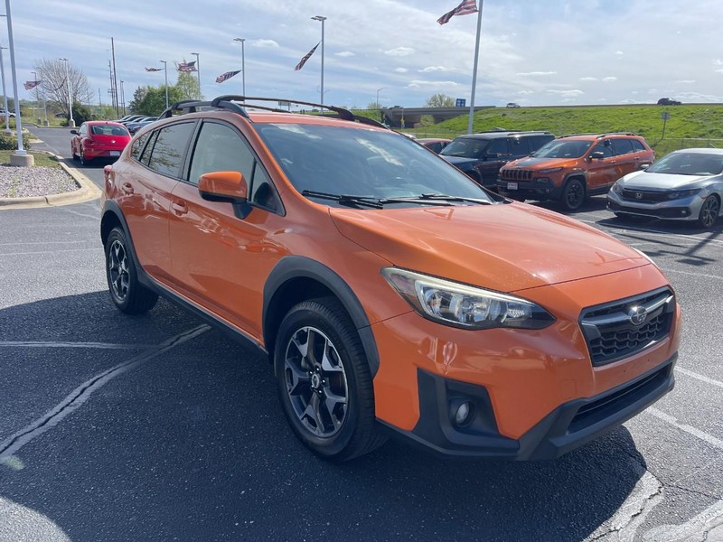 Subaru Crosstrek Vehicle Image 02