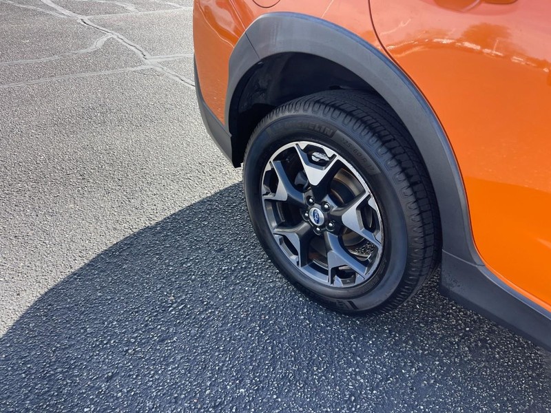 Subaru Crosstrek Vehicle Image 05