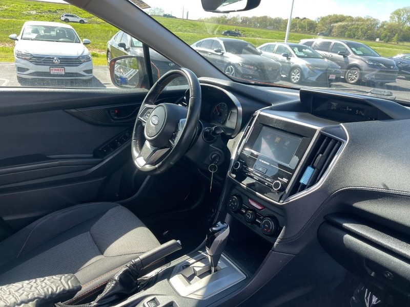 Subaru Crosstrek Vehicle Image 06