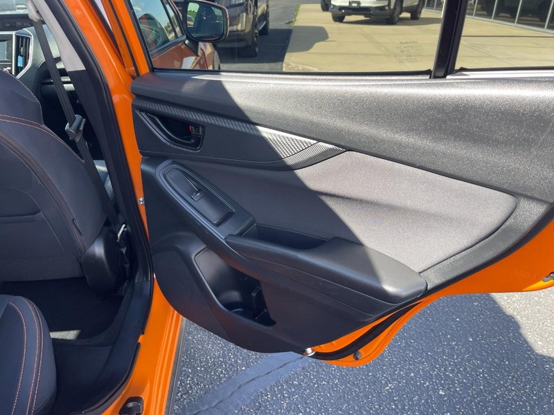 Subaru Crosstrek Vehicle Image 10
