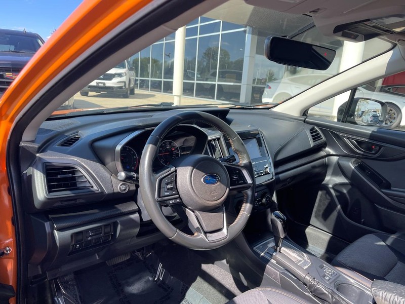 Subaru Crosstrek Vehicle Image 13