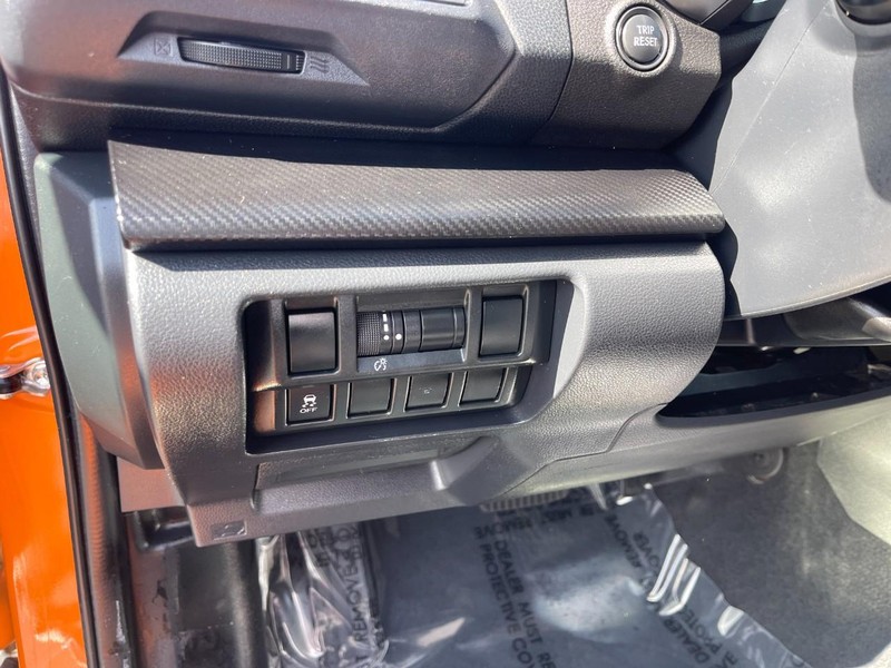 Subaru Crosstrek Vehicle Image 15