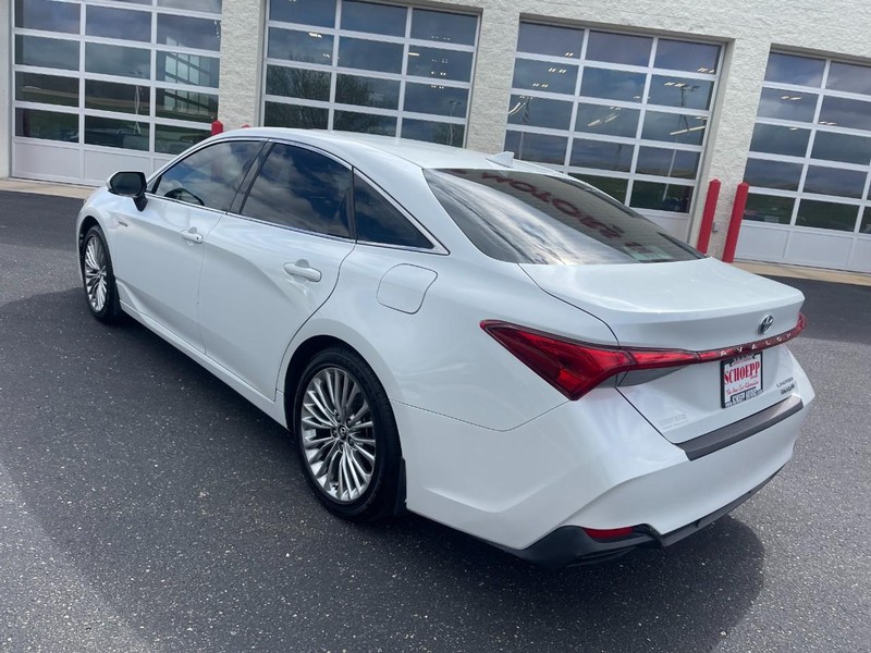 Toyota Avalon Vehicle Image 05