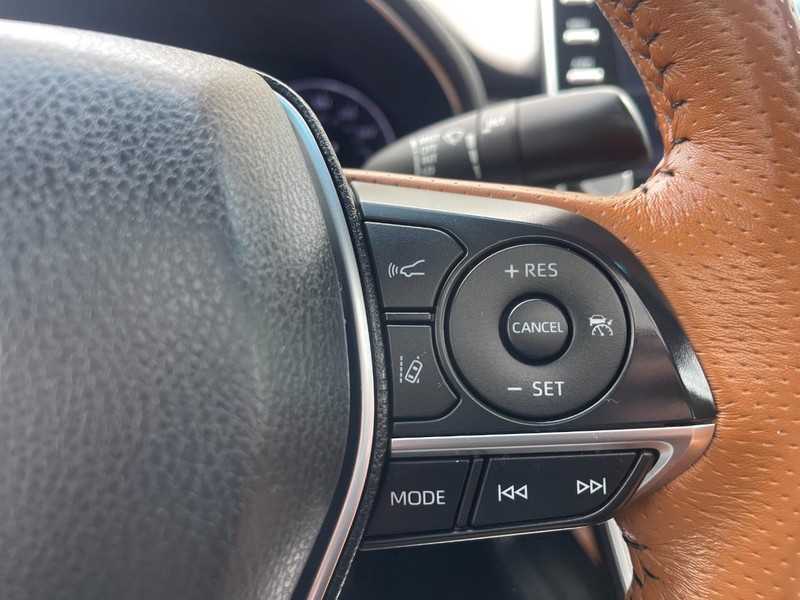 Toyota Avalon Vehicle Image 28