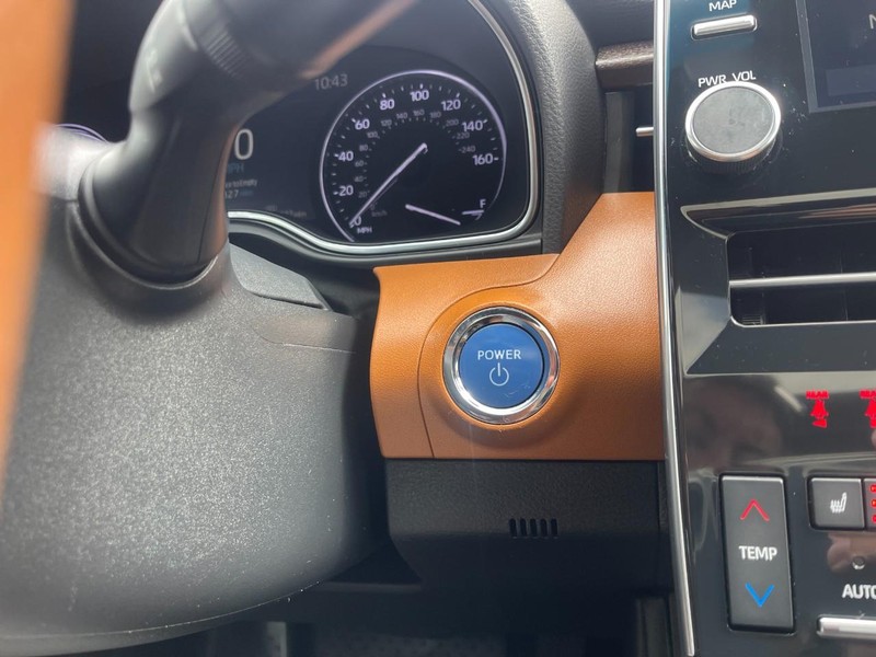 Toyota Avalon Vehicle Image 30
