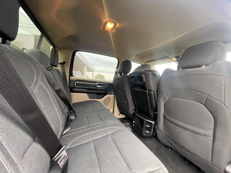 Ram 1500 Vehicle Image 09