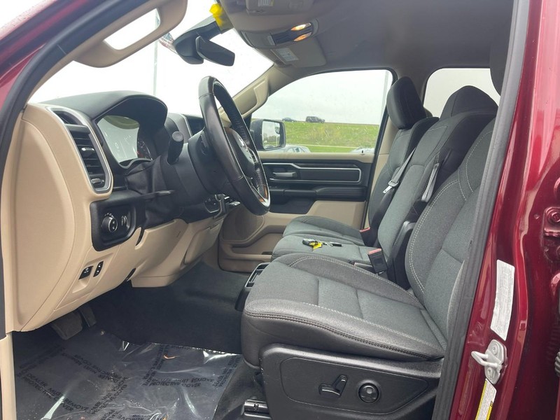 Ram 1500 Vehicle Image 12