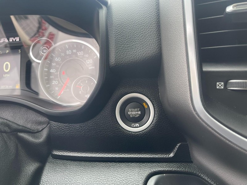 Ram 1500 Vehicle Image 20