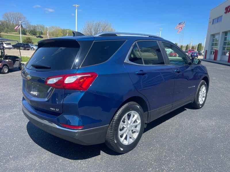 Chevrolet Equinox Vehicle Image 03
