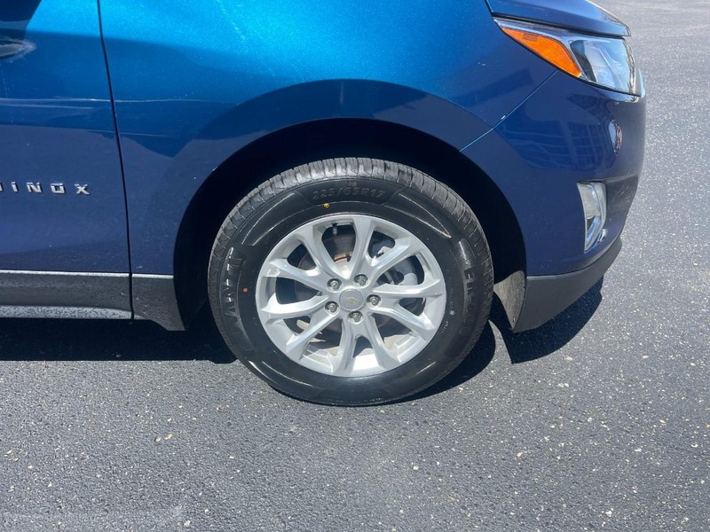 Chevrolet Equinox Vehicle Image 07