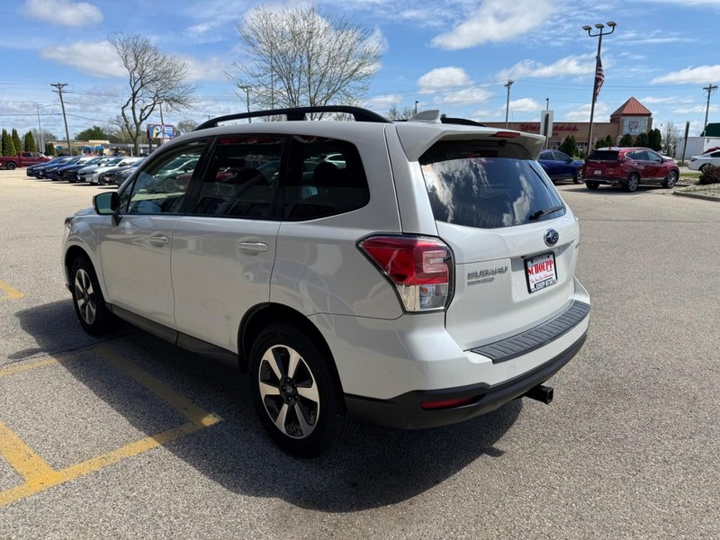 Subaru Forester Vehicle Image 07
