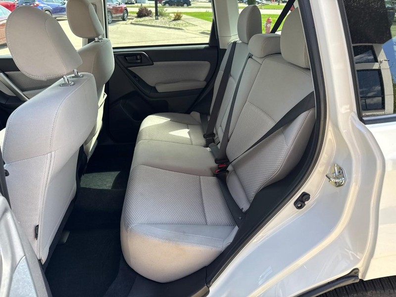 Subaru Forester Vehicle Image 11