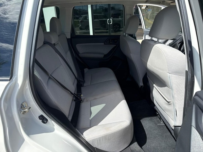 Subaru Forester Vehicle Image 14