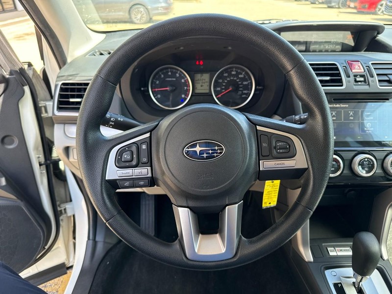 Subaru Forester Vehicle Image 19