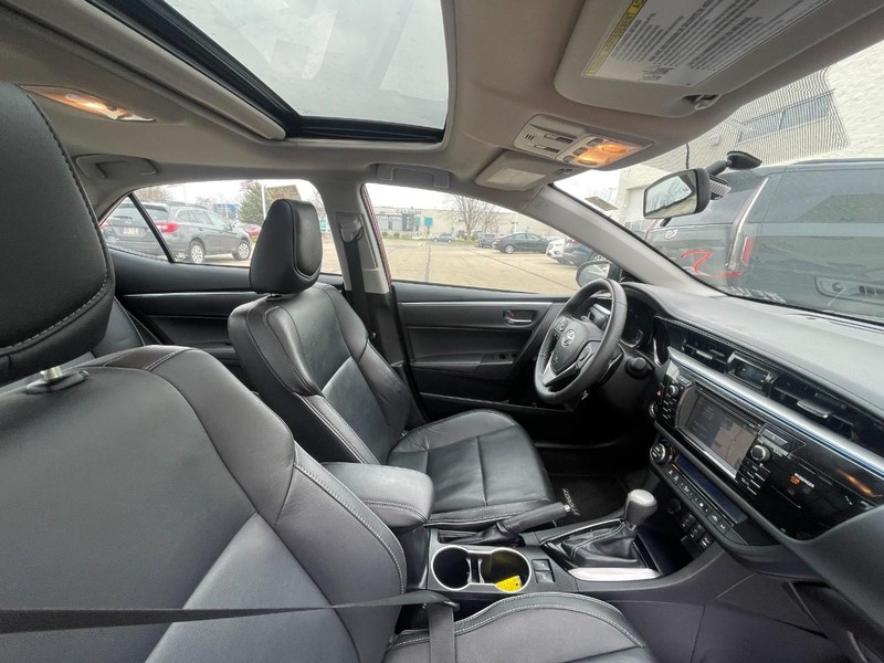 Toyota Corolla Vehicle Image 04