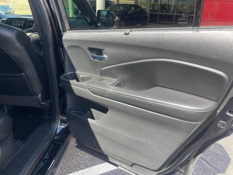 Honda Passport Vehicle Image 16