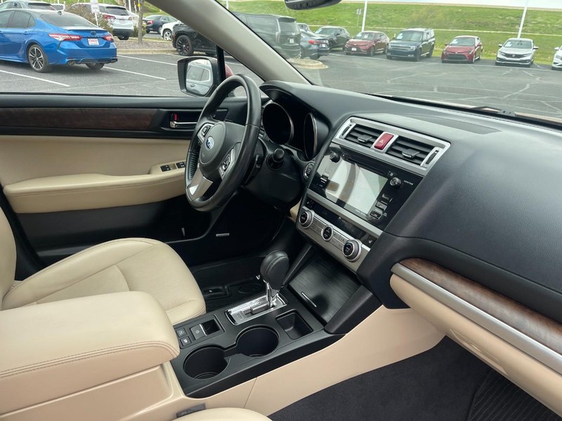 Subaru Outback Vehicle Image 09