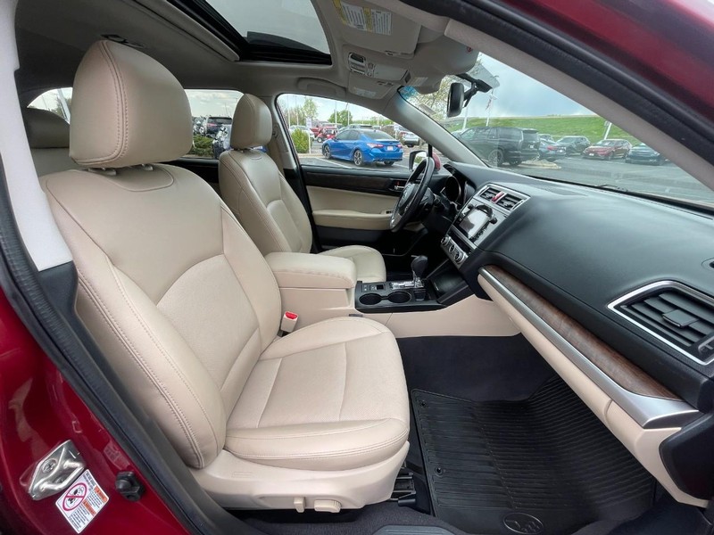 Subaru Outback Vehicle Image 11