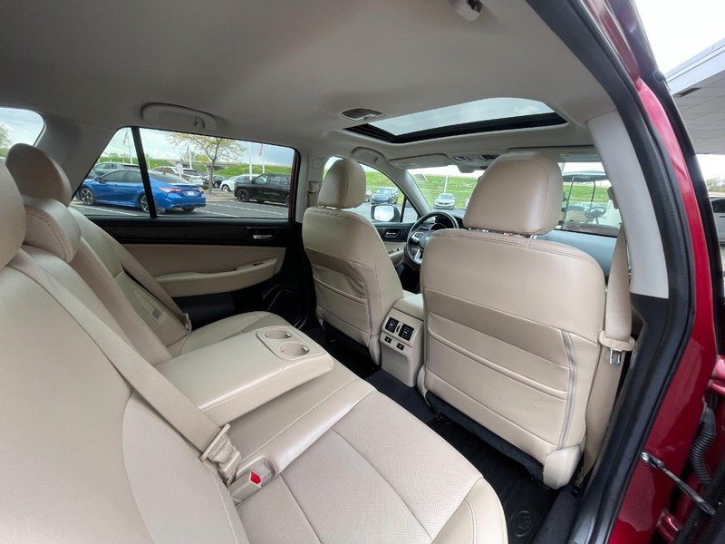 Subaru Outback Vehicle Image 15
