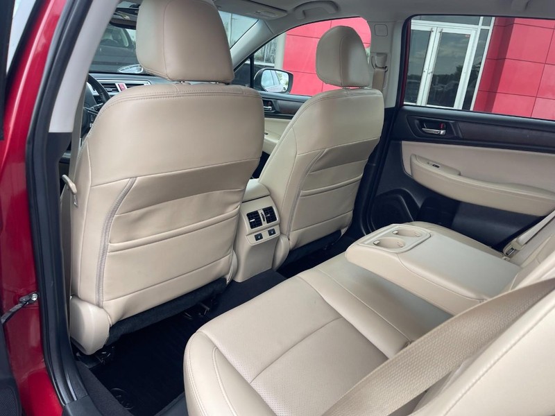 Subaru Outback Vehicle Image 19