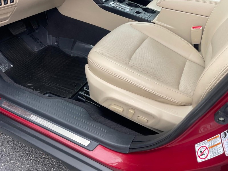 Subaru Outback Vehicle Image 22
