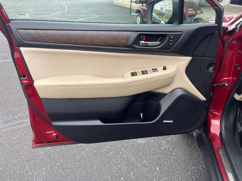 Subaru Outback Vehicle Image 23