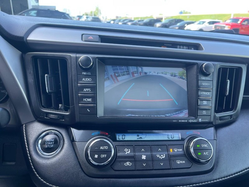 Toyota RAV4 Vehicle Image 30