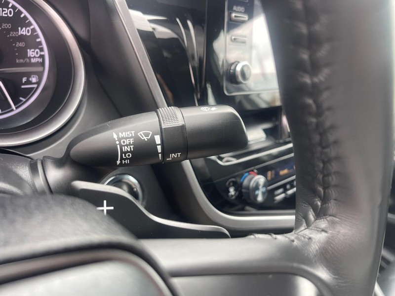 Toyota Camry Vehicle Image 24