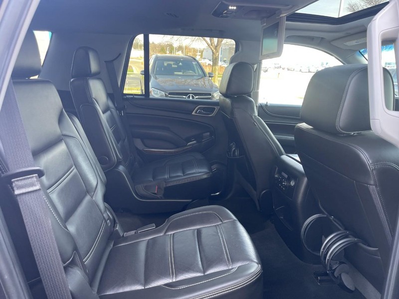GMC Yukon Vehicle Image 10