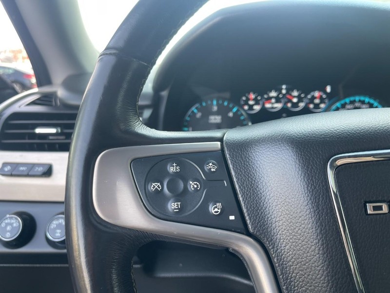 GMC Yukon Vehicle Image 23