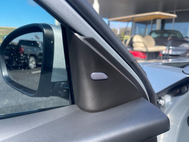 Nissan Altima Vehicle Image 22