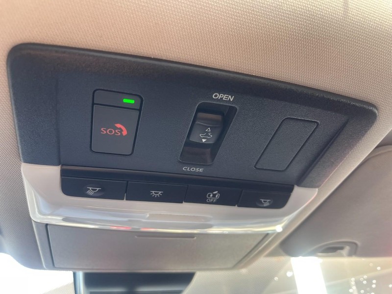 Nissan Altima Vehicle Image 33