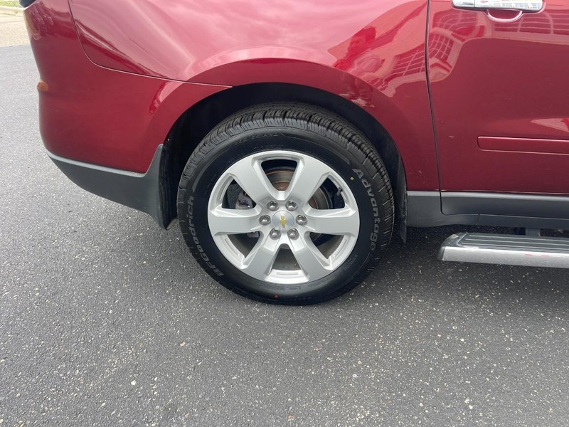 Chevrolet Traverse Vehicle Image 08