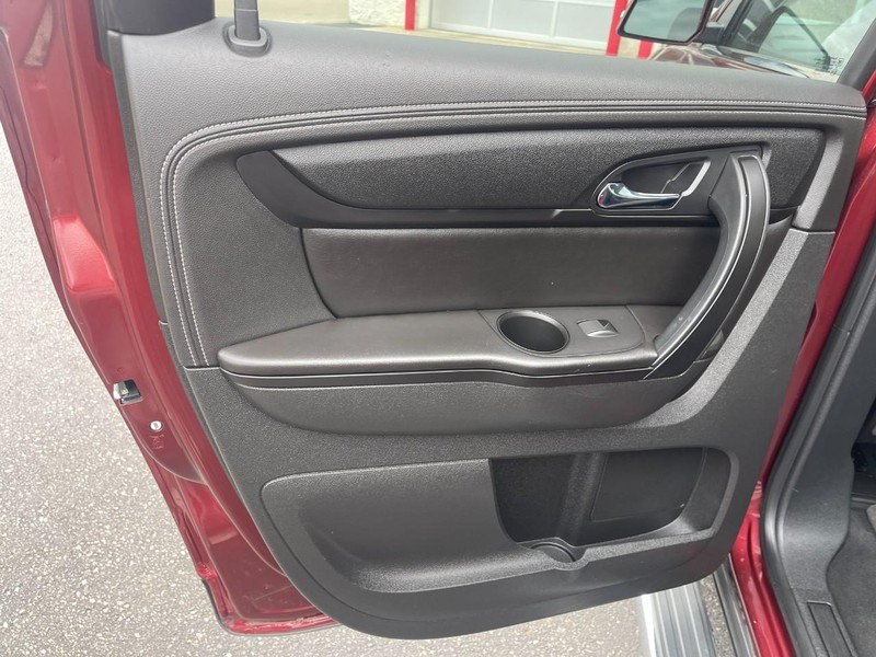 Chevrolet Traverse Vehicle Image 20