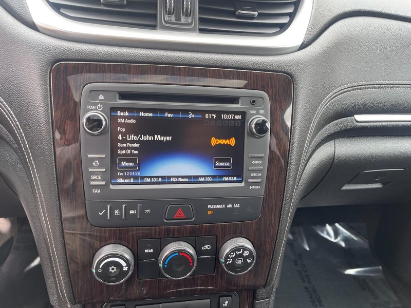 Chevrolet Traverse Vehicle Image 30